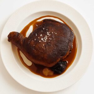 Garrinet (sencer) a la brasa amb compota i caliu (8 pax.)